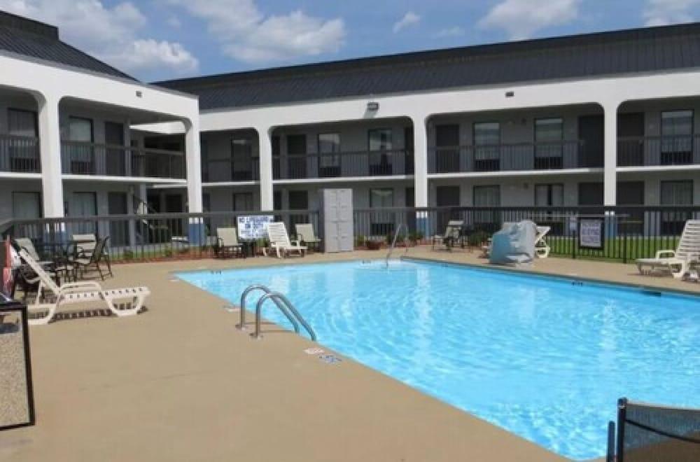 Baymont Inn & Suites Florence Exterior foto